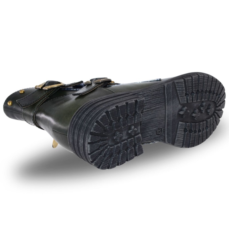 laura vita - ngacmayo 01