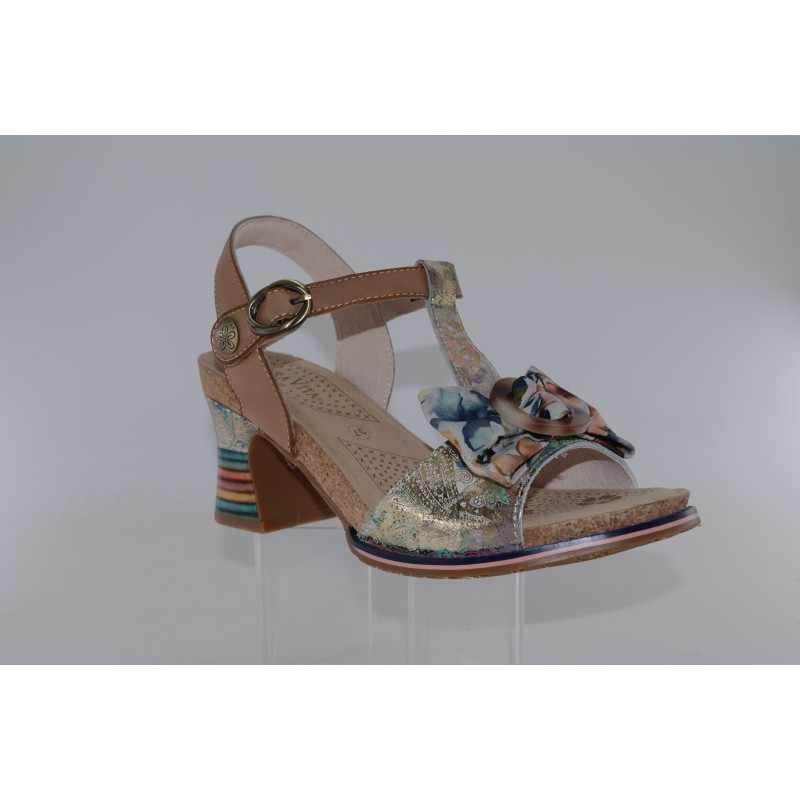 laura vita - decbyo 24