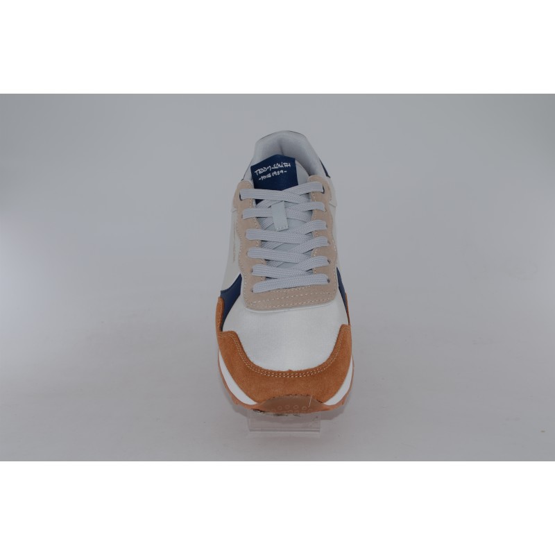 120667 - teddy smith