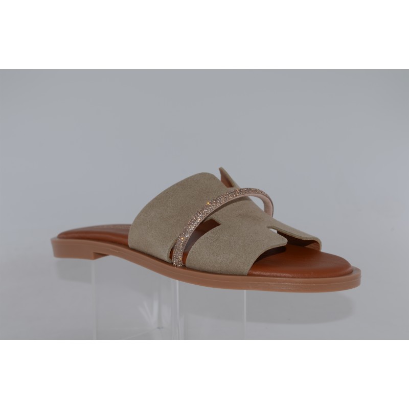 csna25 - carla samuel